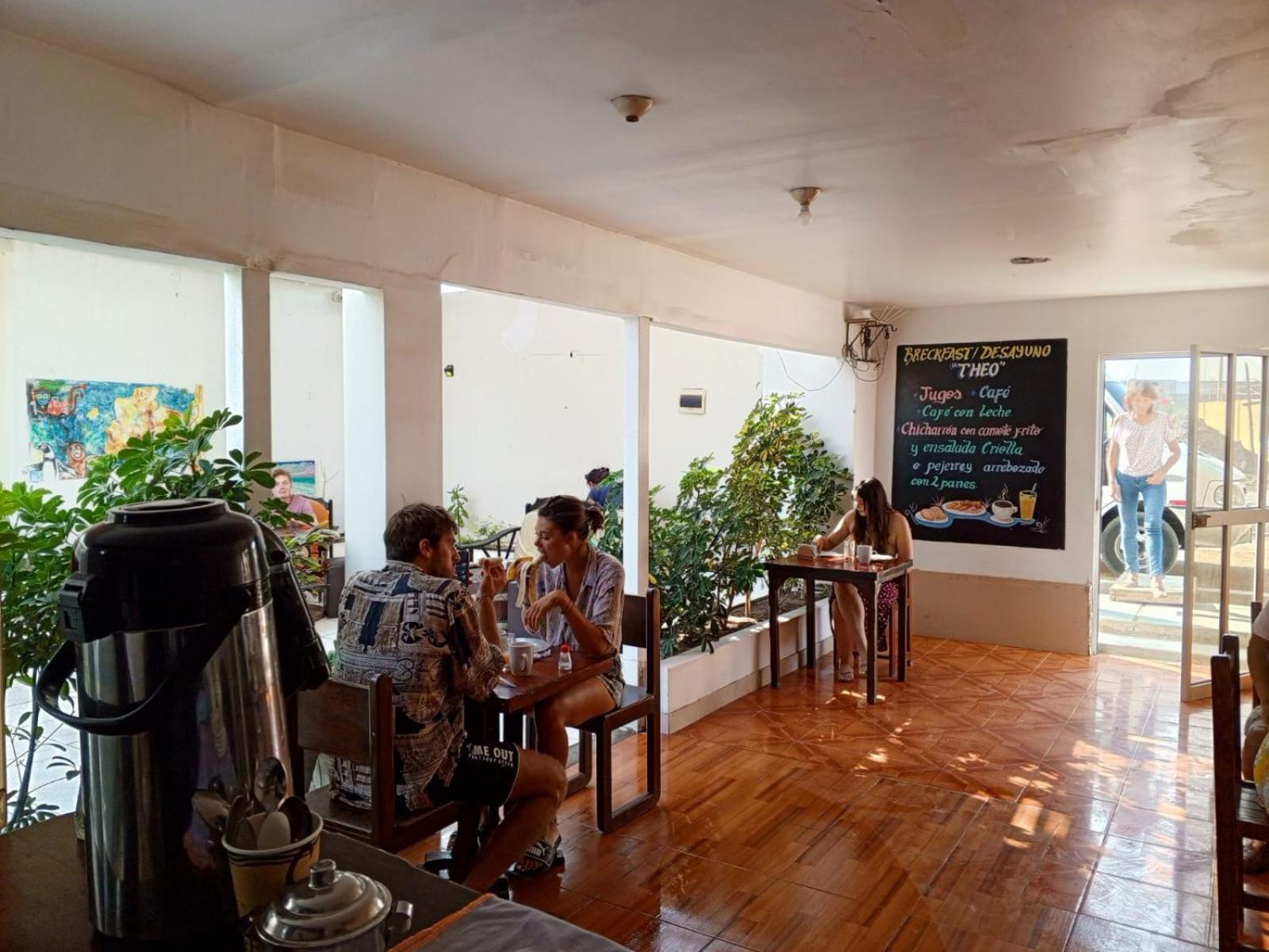 Hostel Willys House Paracas Exterior foto